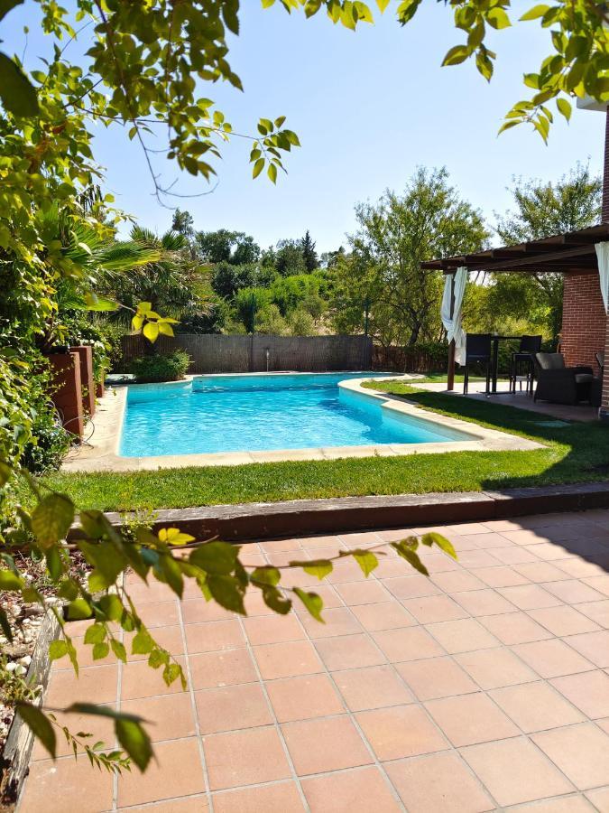 Hostal Lia y el Pinar Olías del Rey Exterior foto
